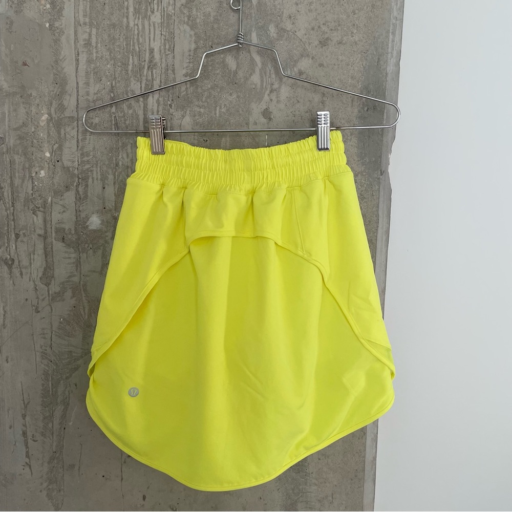 Lululemon Hotty Hot High-Rise Skirt